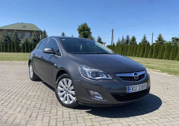 Opel Astra cena 26900 przebieg: 200000, rok produkcji 2011 z Kutno małe 781